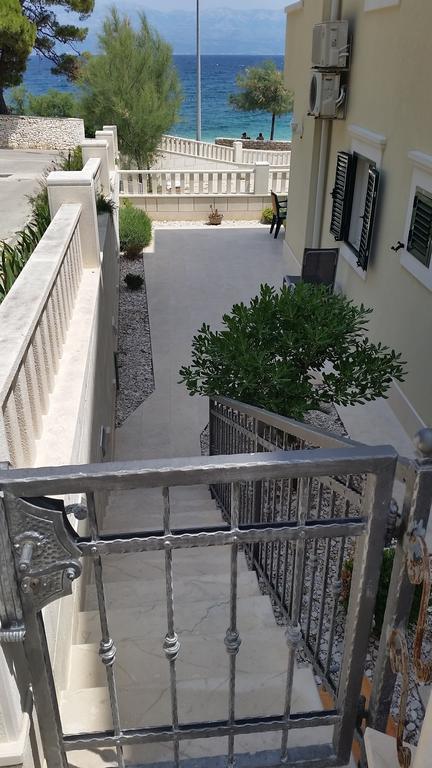 Apartment Brac Sutivan Cameră foto