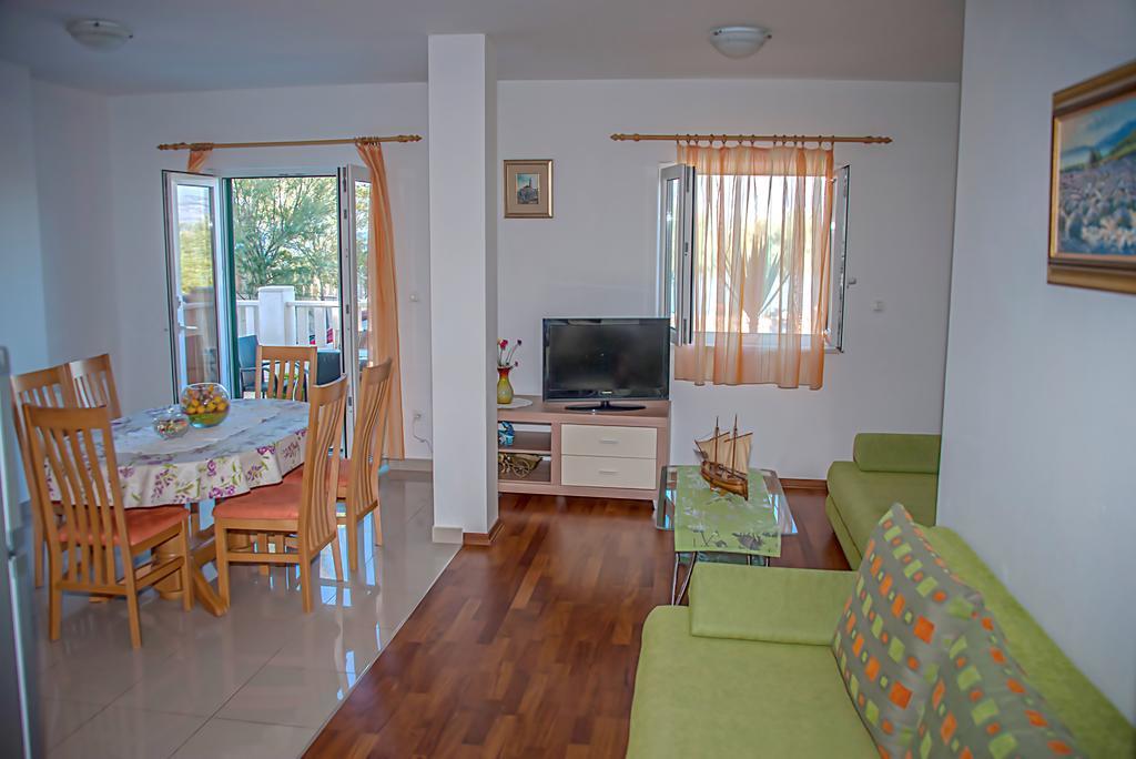 Apartment Brac Sutivan Exterior foto