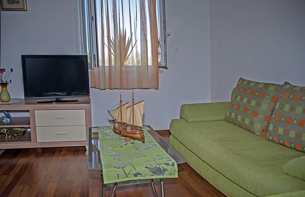 Apartment Brac Sutivan Exterior foto