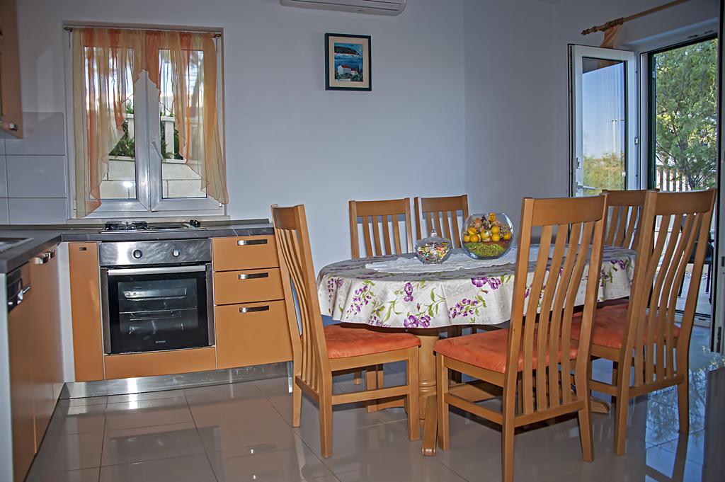 Apartment Brac Sutivan Exterior foto