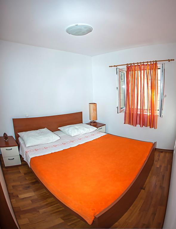 Apartment Brac Sutivan Exterior foto